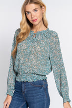 Load image into Gallery viewer, Long Slv Smocked Print Woven Top