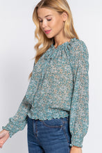 Load image into Gallery viewer, Long Slv Smocked Print Woven Top